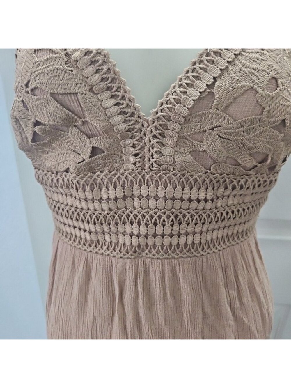 Love Tree Boho Maxi Dress L Beige Open Back Crochet Festival Beach Cottagecore - Picture 3 of 16